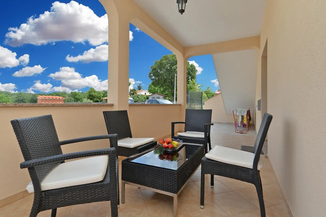 Apartment Ivana 1664 Kaštelir